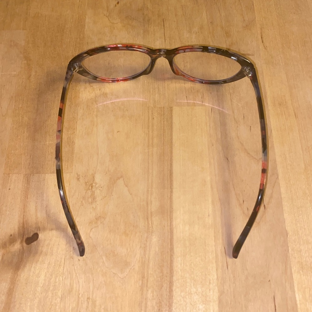 Distance Glasses - Picture 2 of 3